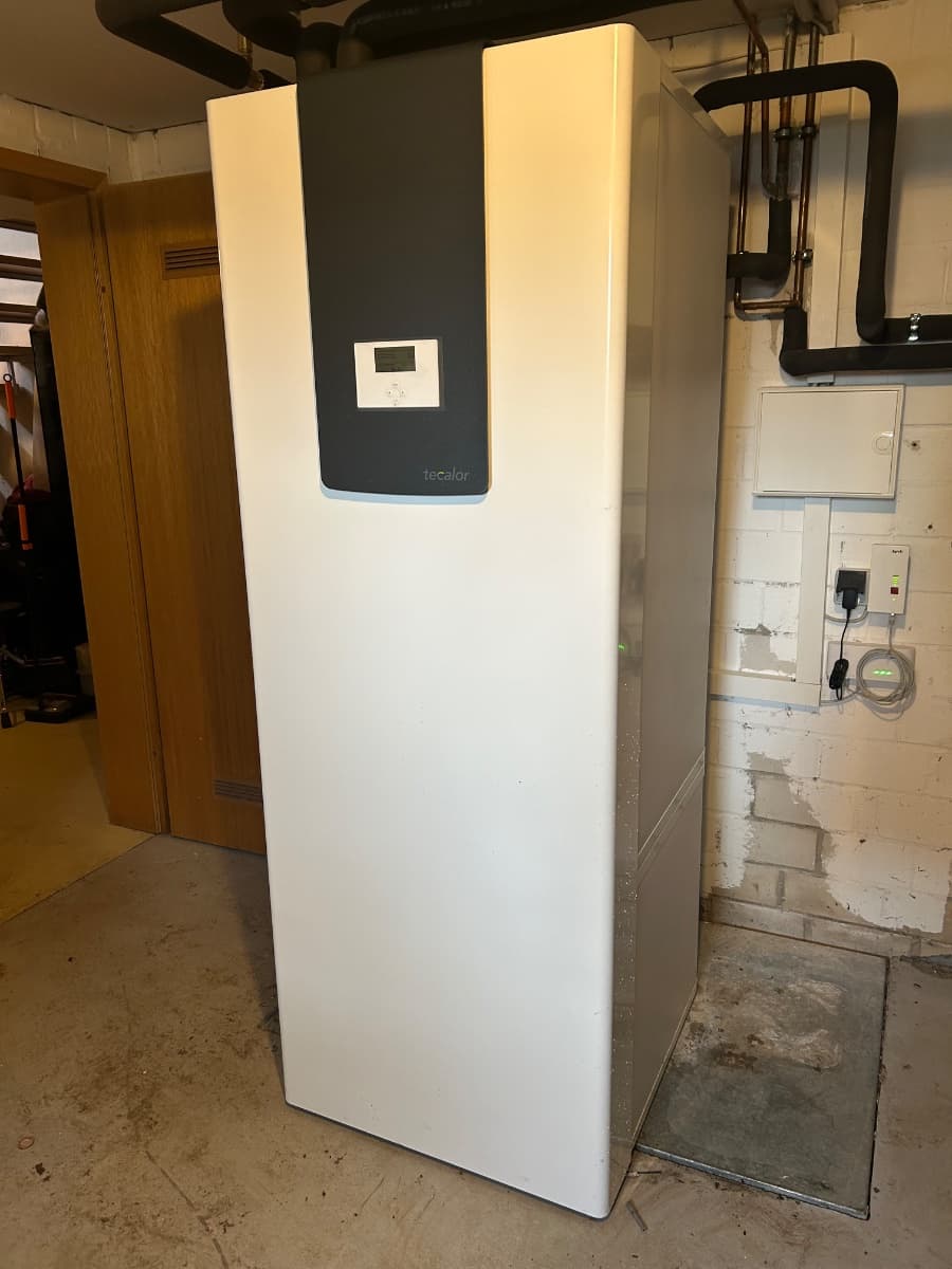 Bei diesem Projekt haben wir von Nuevotherm eine Wärmepumpe der TTL Baureihe Eco installiert – indiv - Bild 1