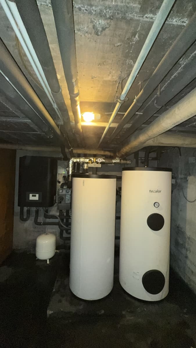Bei diesem Projekt haben wir von Nuevotherm eine Wärmepumpe der TTL Baureihe Eco installiert – indiv - Bild 1