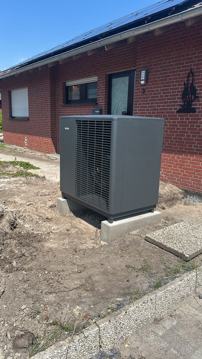 Bei diesem Projekt haben wir von Nuevotherm eine Wärmepumpe der TTL Baureihe Eco installiert – indiv - Bild 1