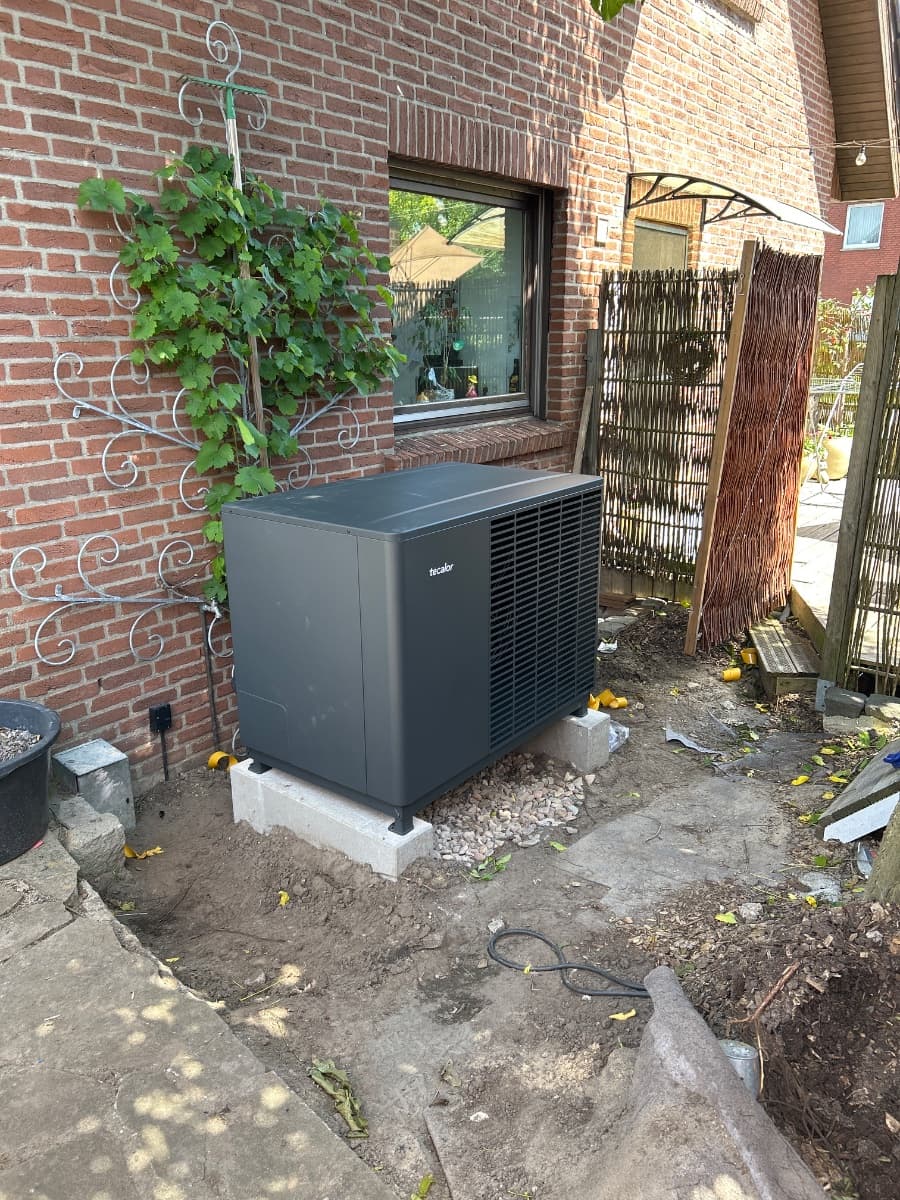 Bei diesem Projekt haben wir von Nuevotherm eine Wärmepumpe der TTL Baureihe Eco installiert – indiv - Bild 1