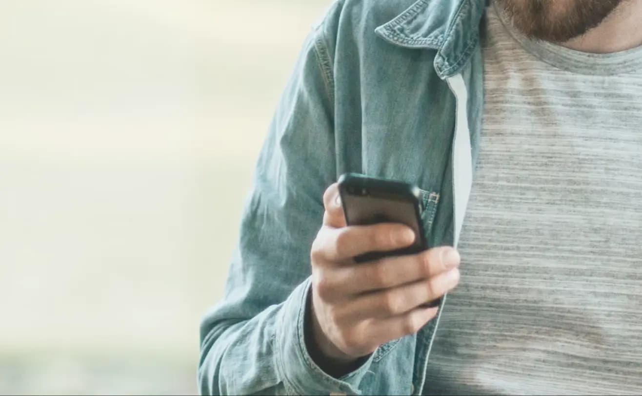 Step 1: Gib deine persönlichen Informationen an.